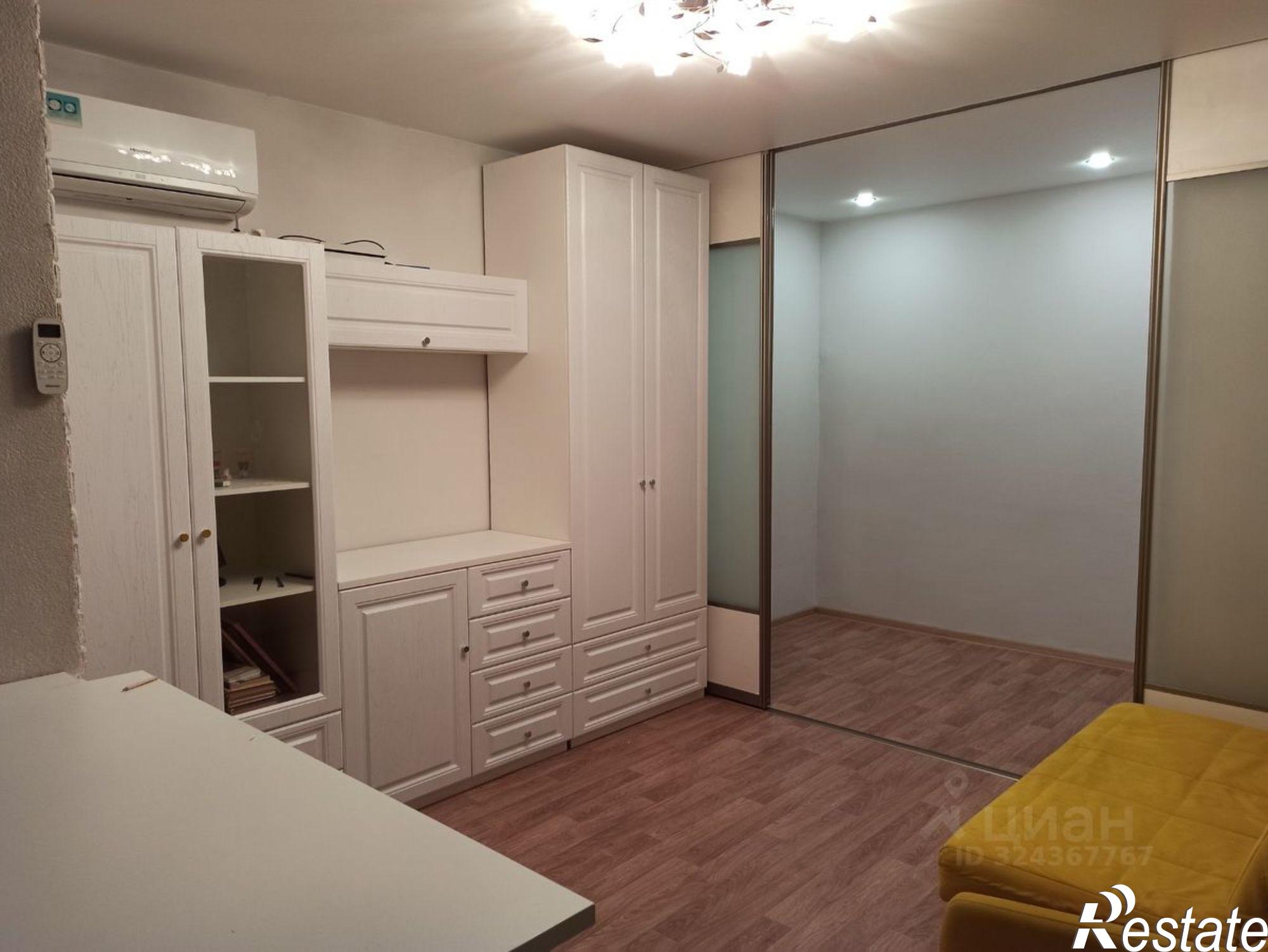 Сдать квартиру за 27 000 рублей на улица 40-летия Победы, 14