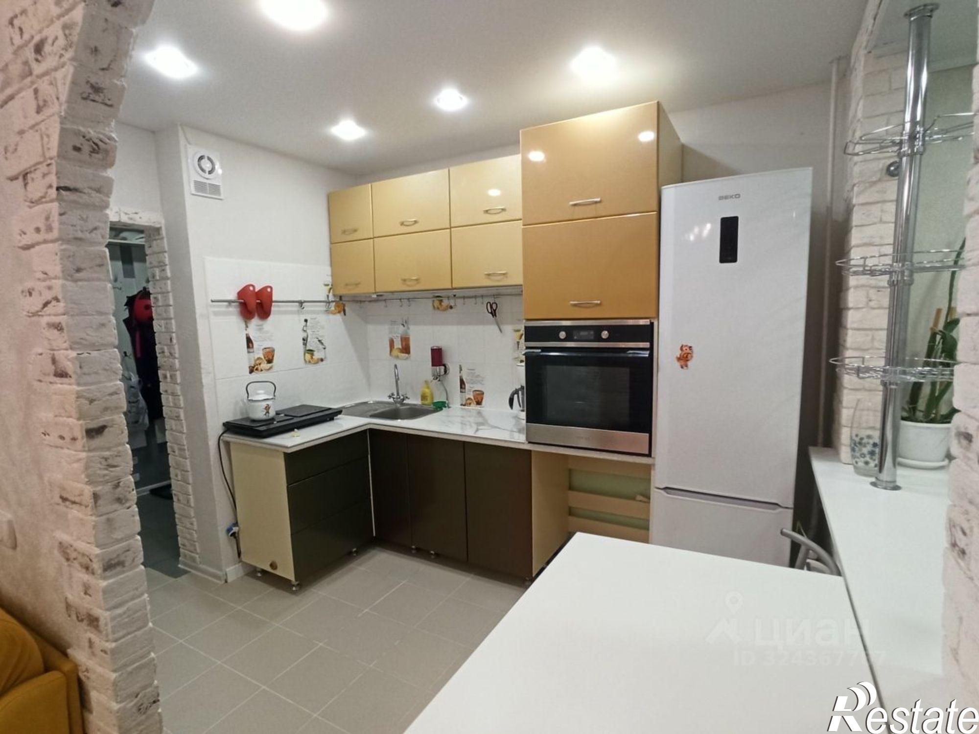 Сдать квартиру за 27 000 рублей на улица 40-летия Победы, 14