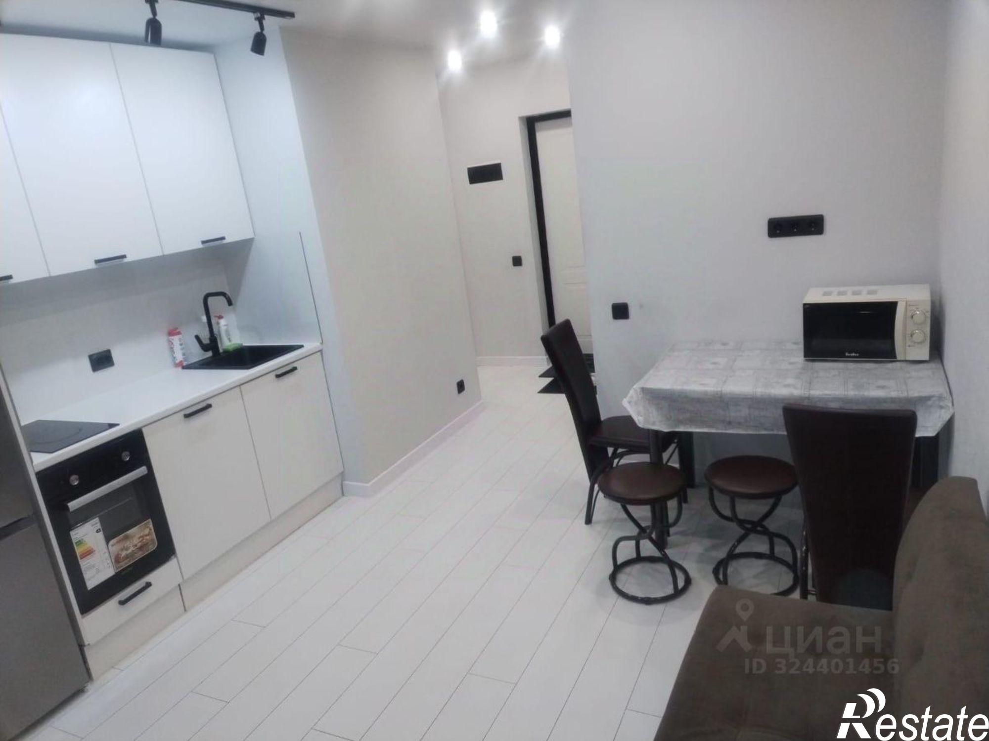 Сдать квартиру за 28 000 рублей на пр-кт Маршала Устинова, 7