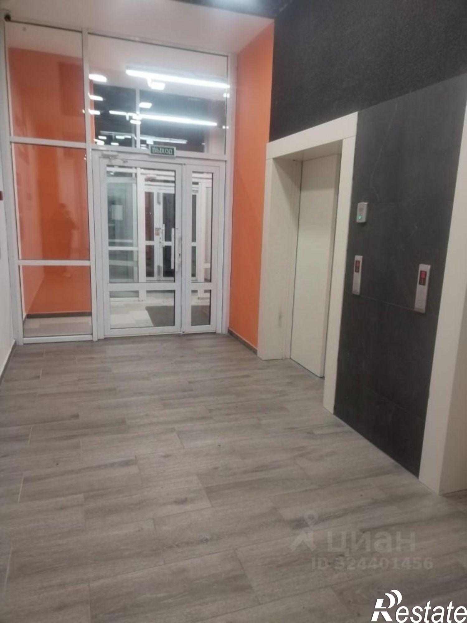 Сдать квартиру за 28 000 рублей на пр-кт Маршала Устинова, 7