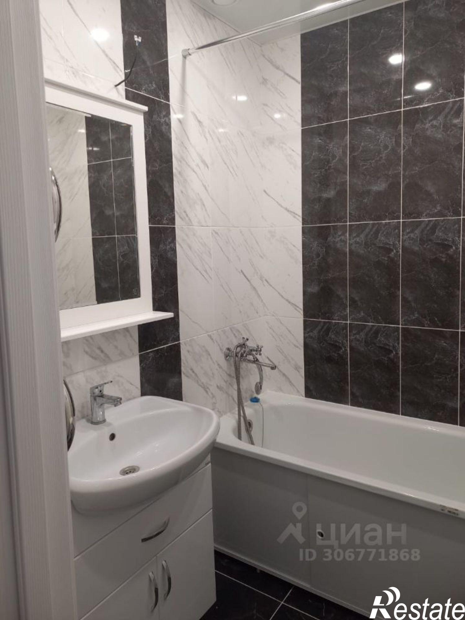 Сдать квартиру за 28 000 рублей на пр-кт Генерала Тюленева, 50