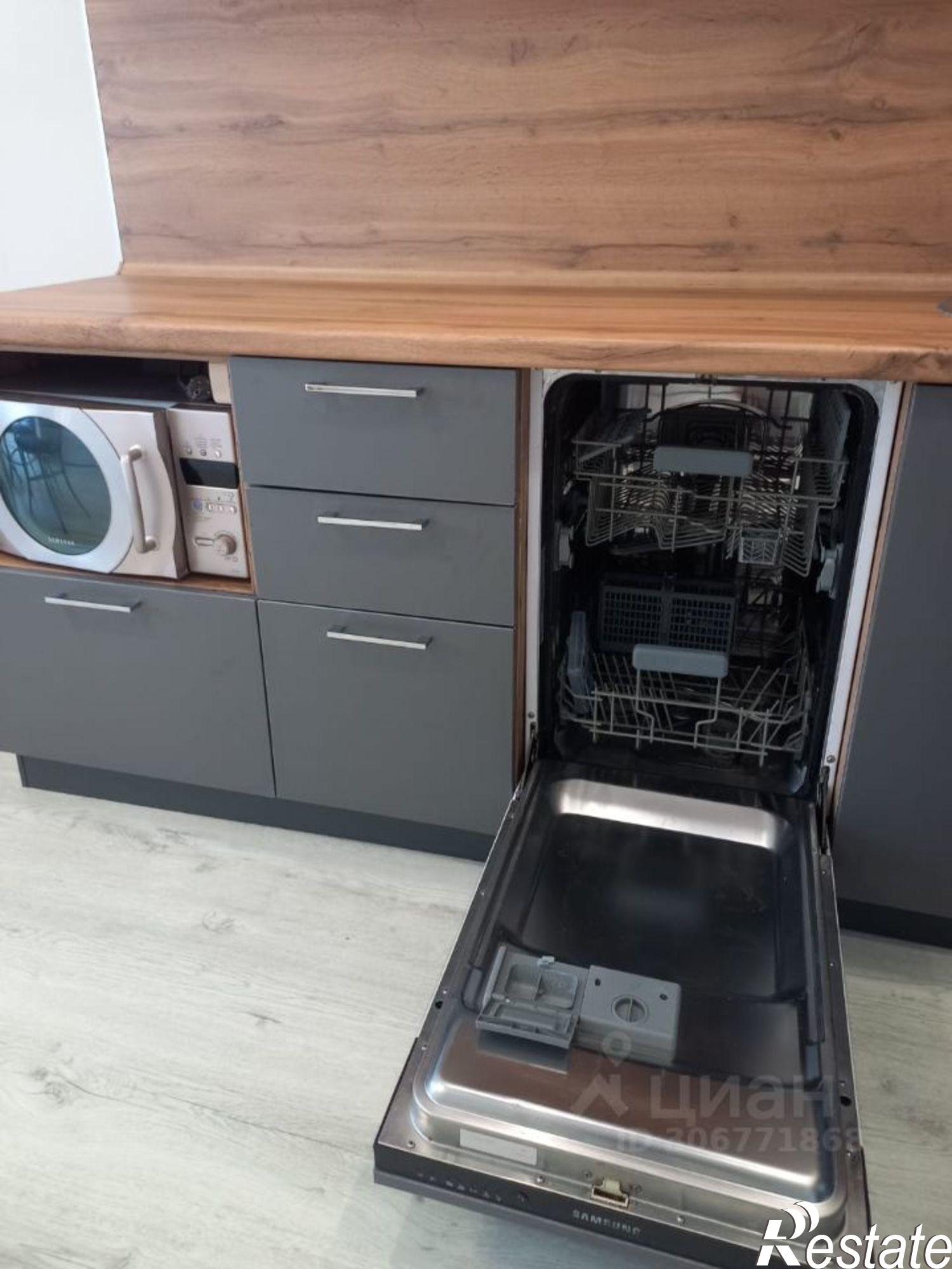 Сдать квартиру за 28 000 рублей на пр-кт Генерала Тюленева, 50