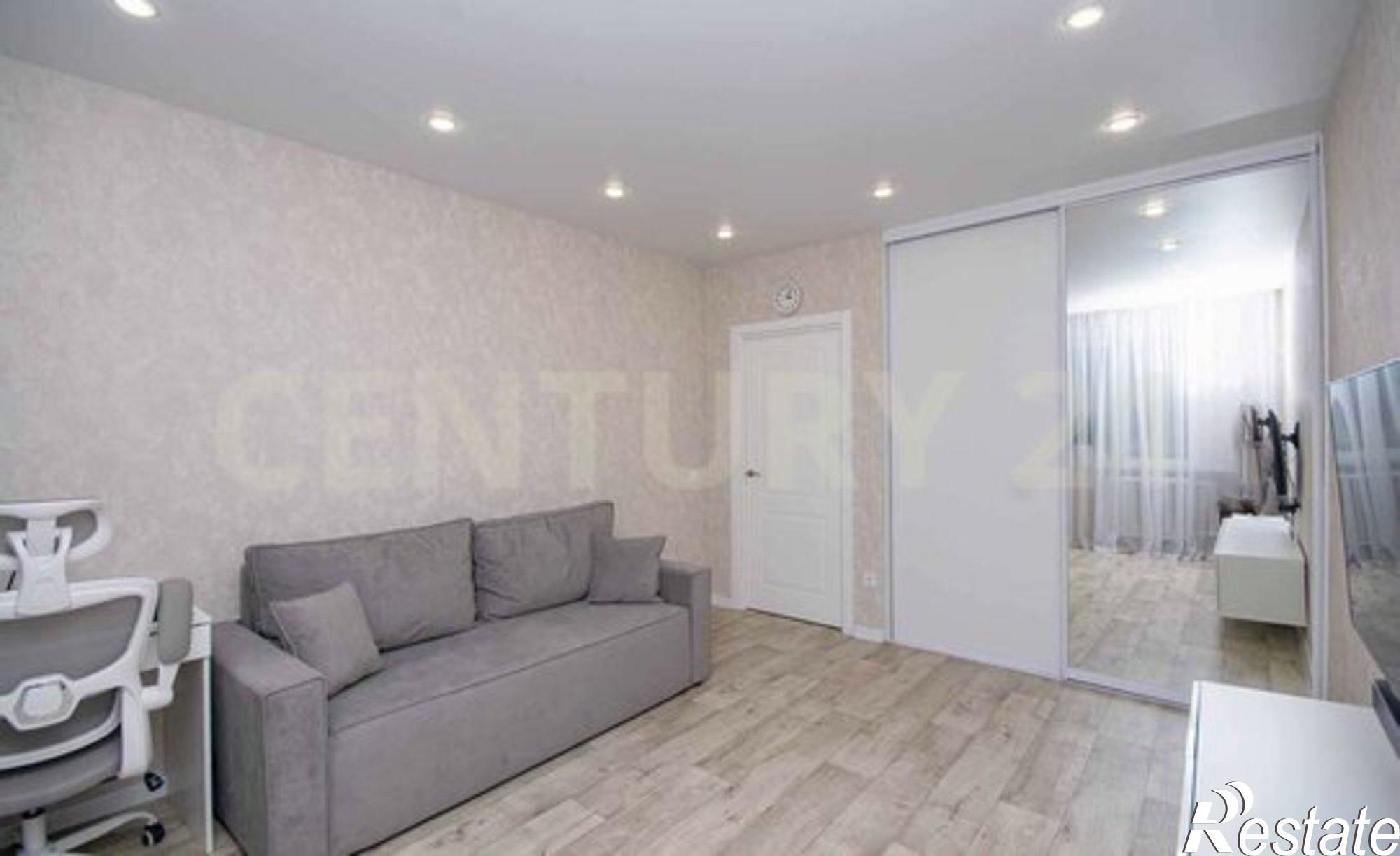 Купить квартиру за 5 400 000 рублей на Кузоватовская улица, 40Б