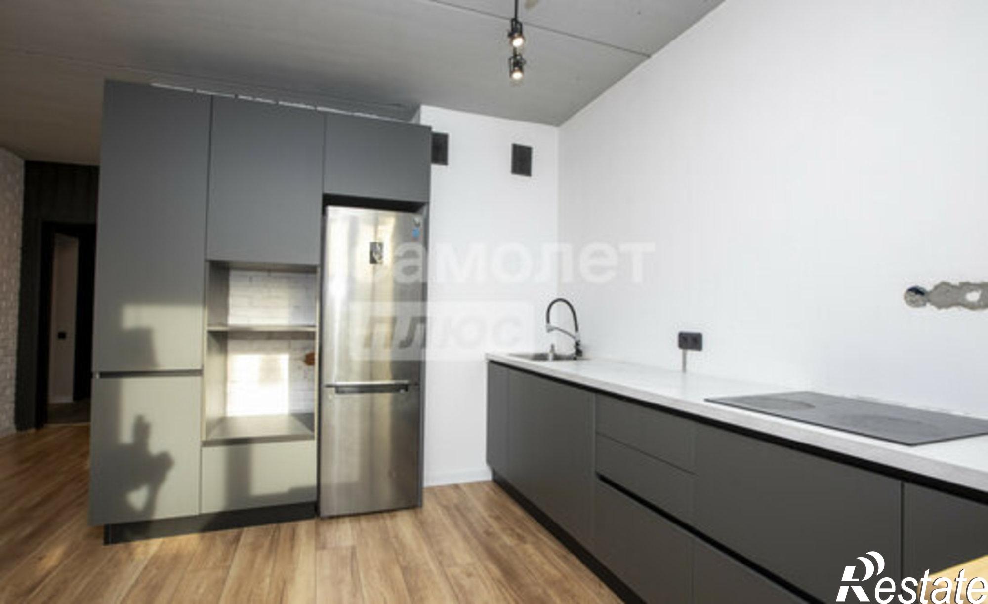 Купить квартиру за 10 800 000 рублей на Камышинская улица, 58