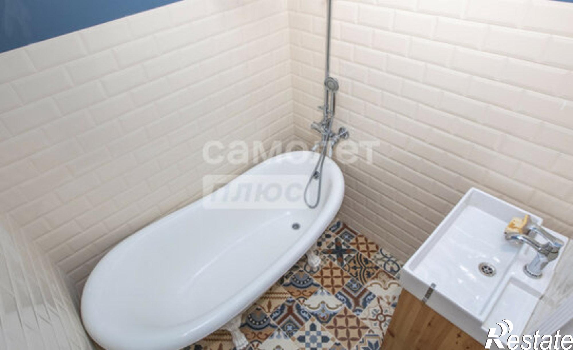 Купить квартиру за 10 800 000 рублей на Камышинская улица, 58