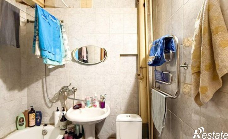 2-комн квартира проспект 50-летия ВЛКСМ, 24,  д. 24