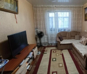 3-комн, 52кв м, этаж 1/9 Хрустальная улица, 62