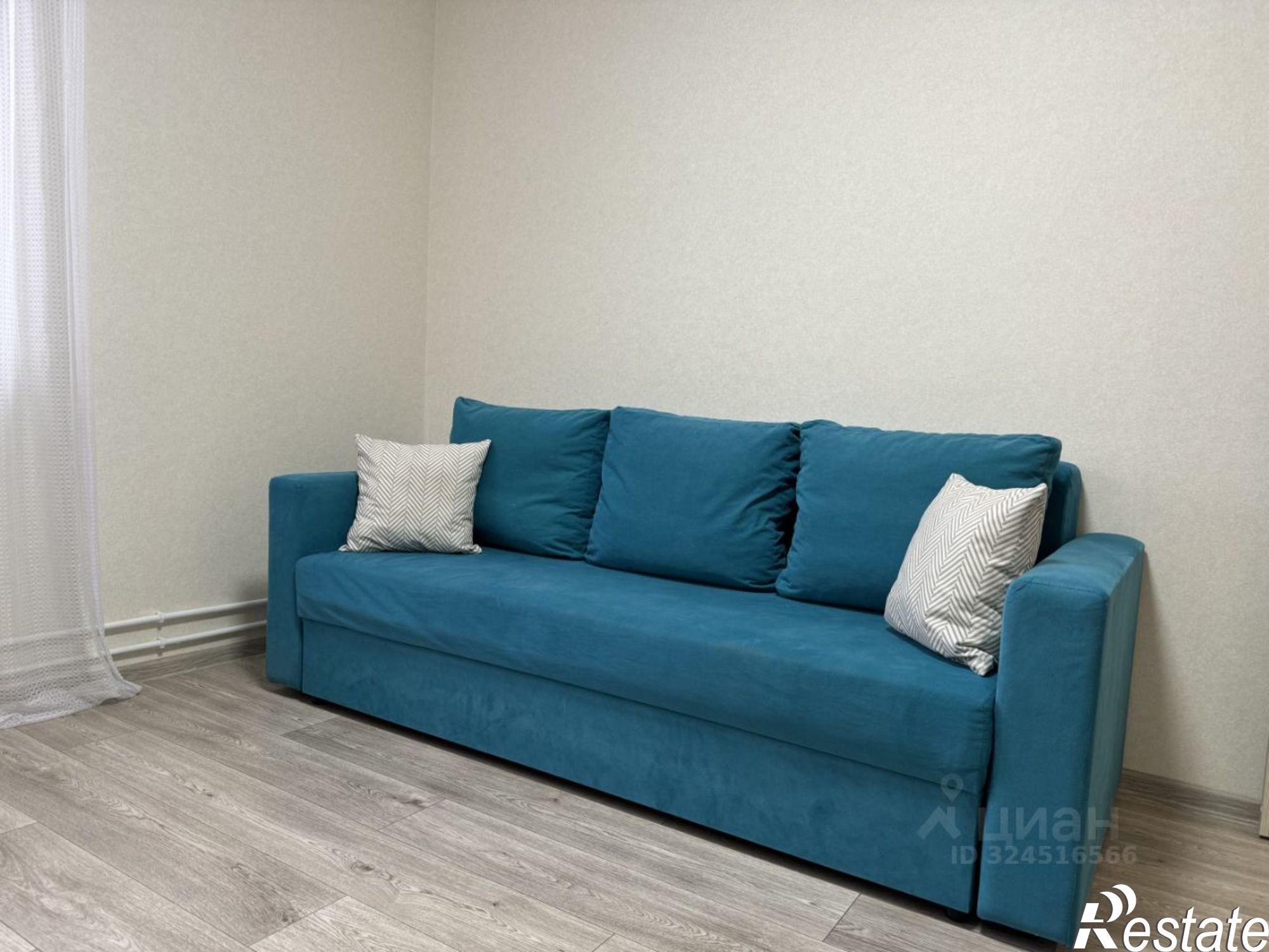 Сдать квартиру за 25 000 рублей на проспект Зырина, 3