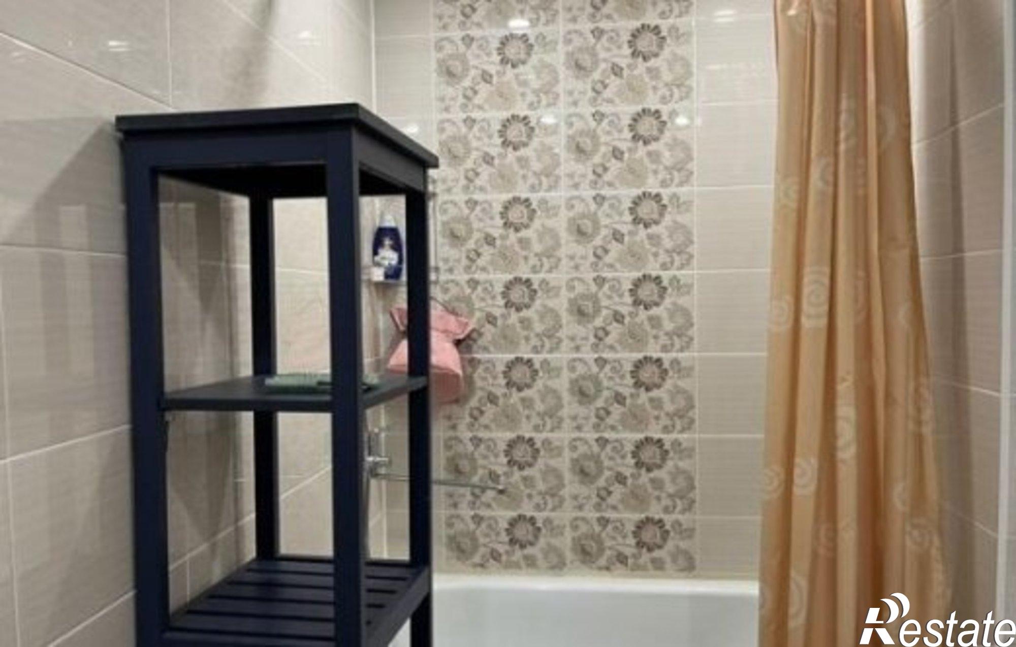 Купить квартиру за 4 290 000 рублей на улица Защитников Отечества, 11