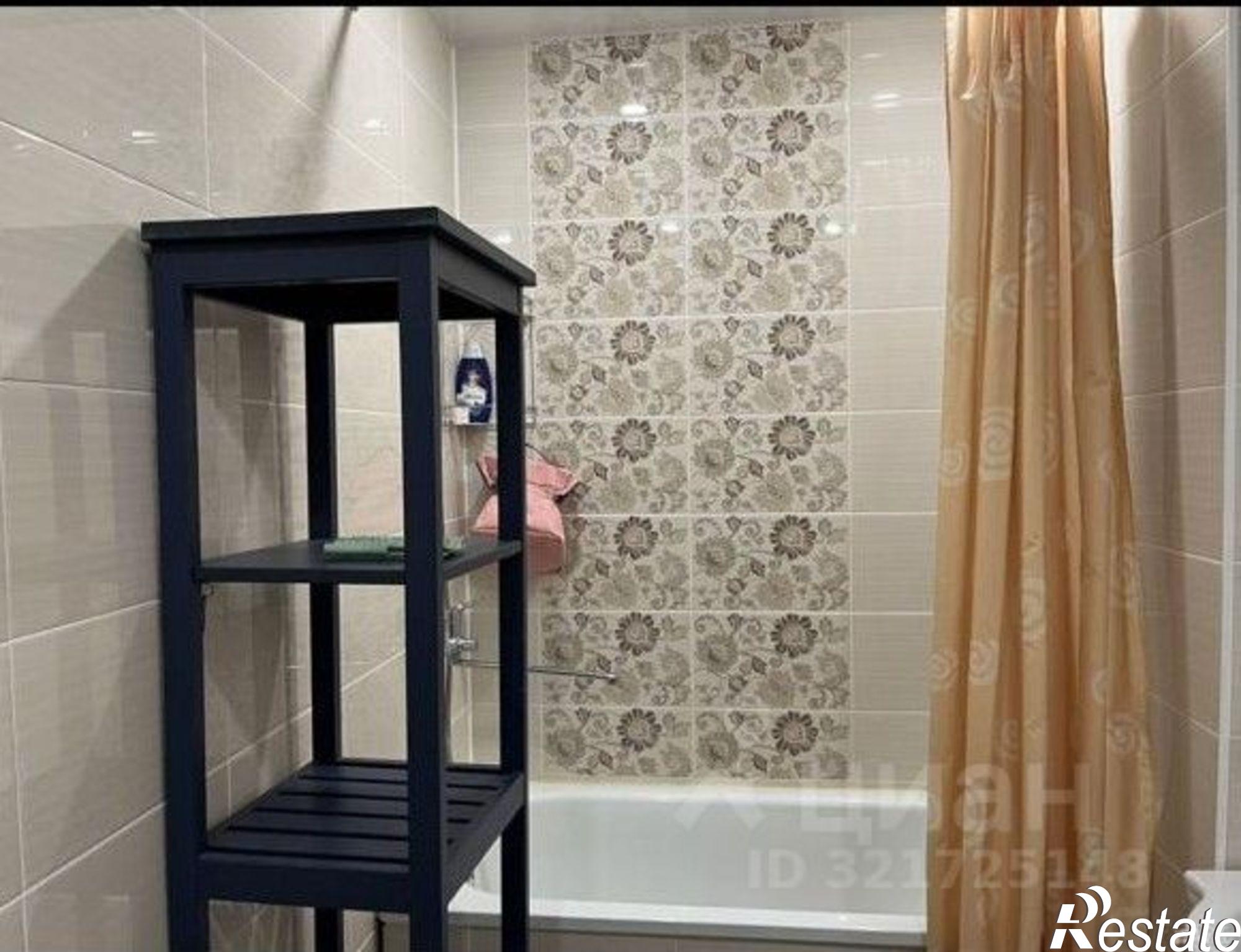 Купить квартиру за 4 290 000 рублей на ул Защитников Отечества, 11