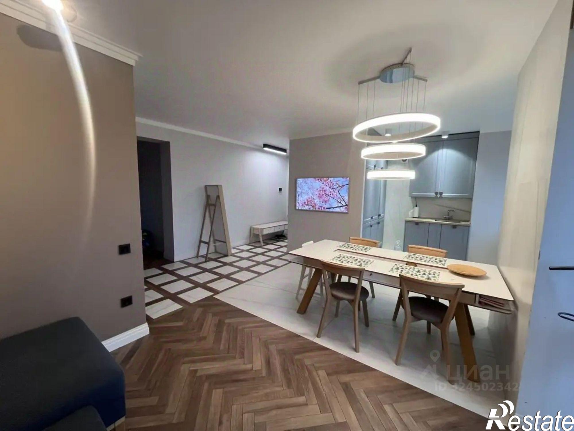 Купить квартиру за 20 500 000 рублей на пр-кт Маршала Устинова, 26