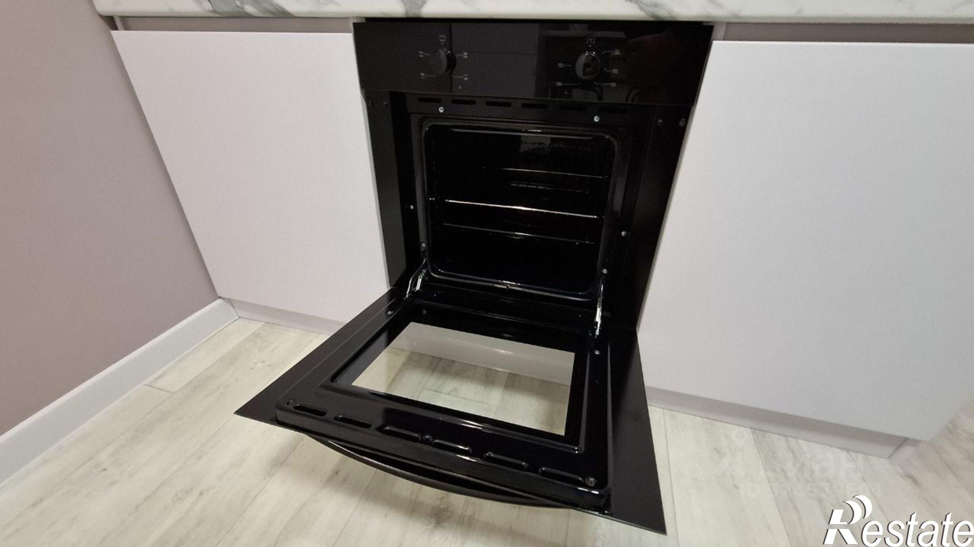 Купить квартиру за 3 999 000 рублей на улица Варейкиса, 52