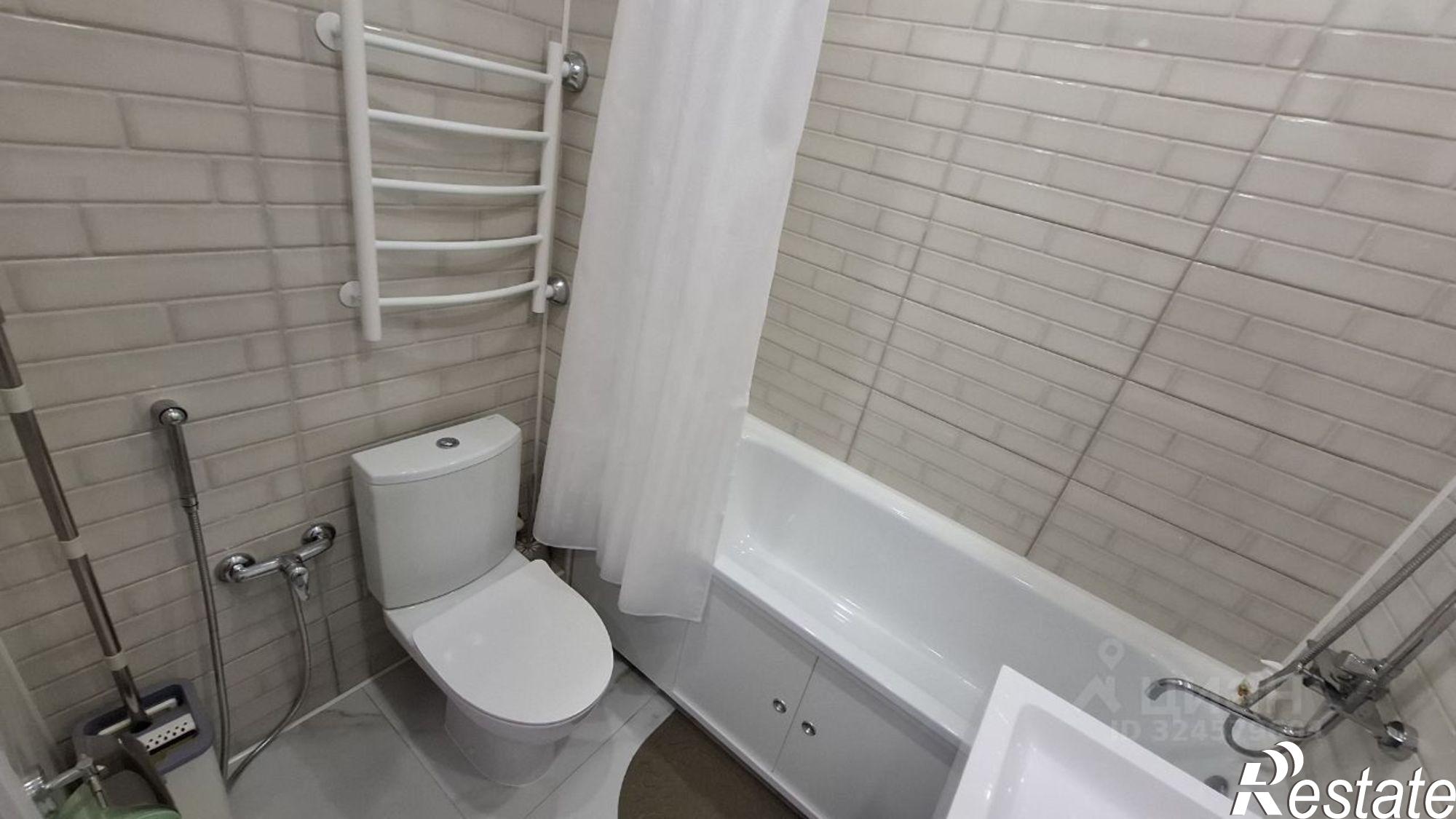 Купить квартиру за 3 999 000 рублей на улица Варейкиса, 52