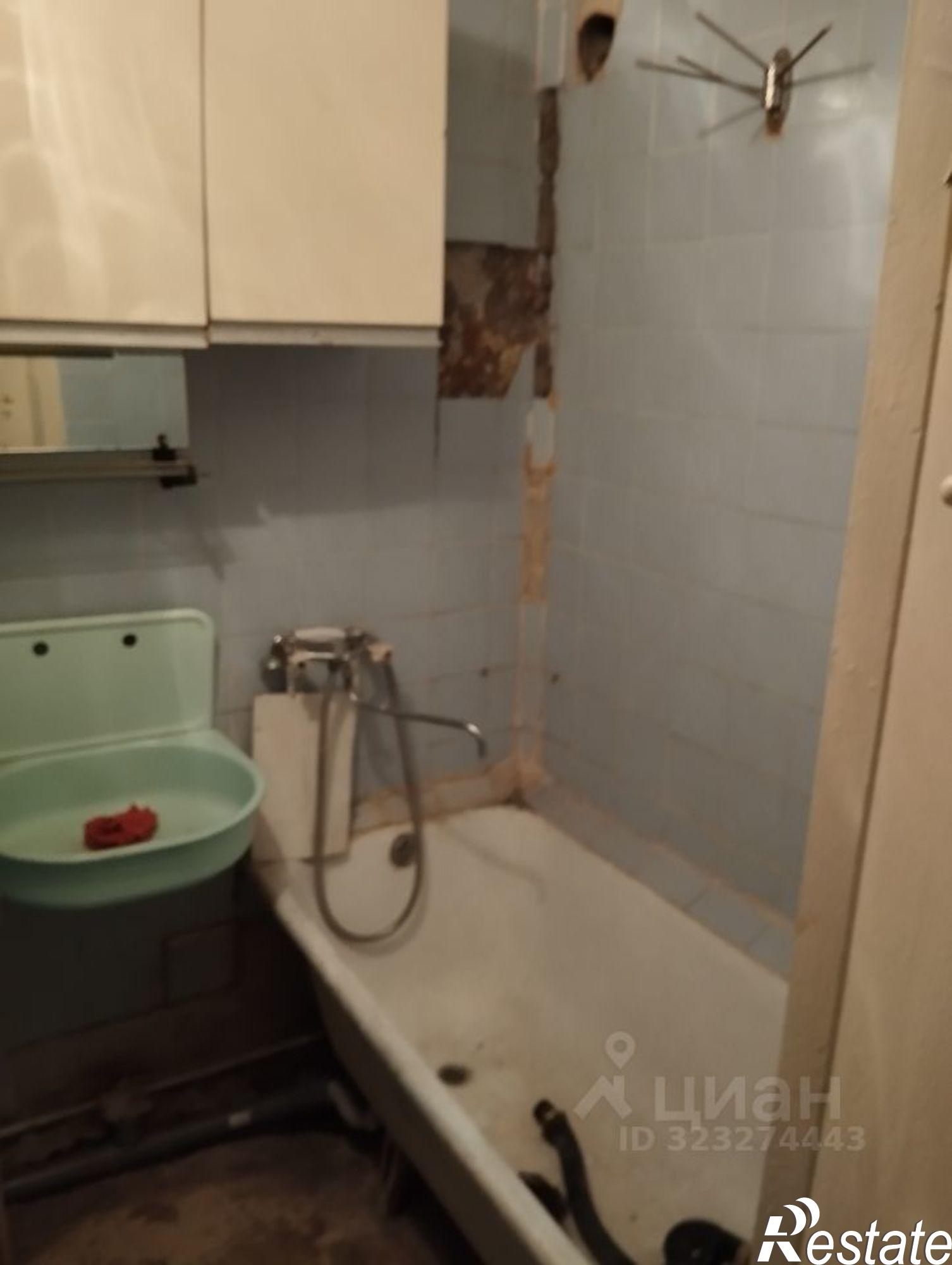 Купить квартиру за 2 400 000 рублей на Хрустальная улица, 46