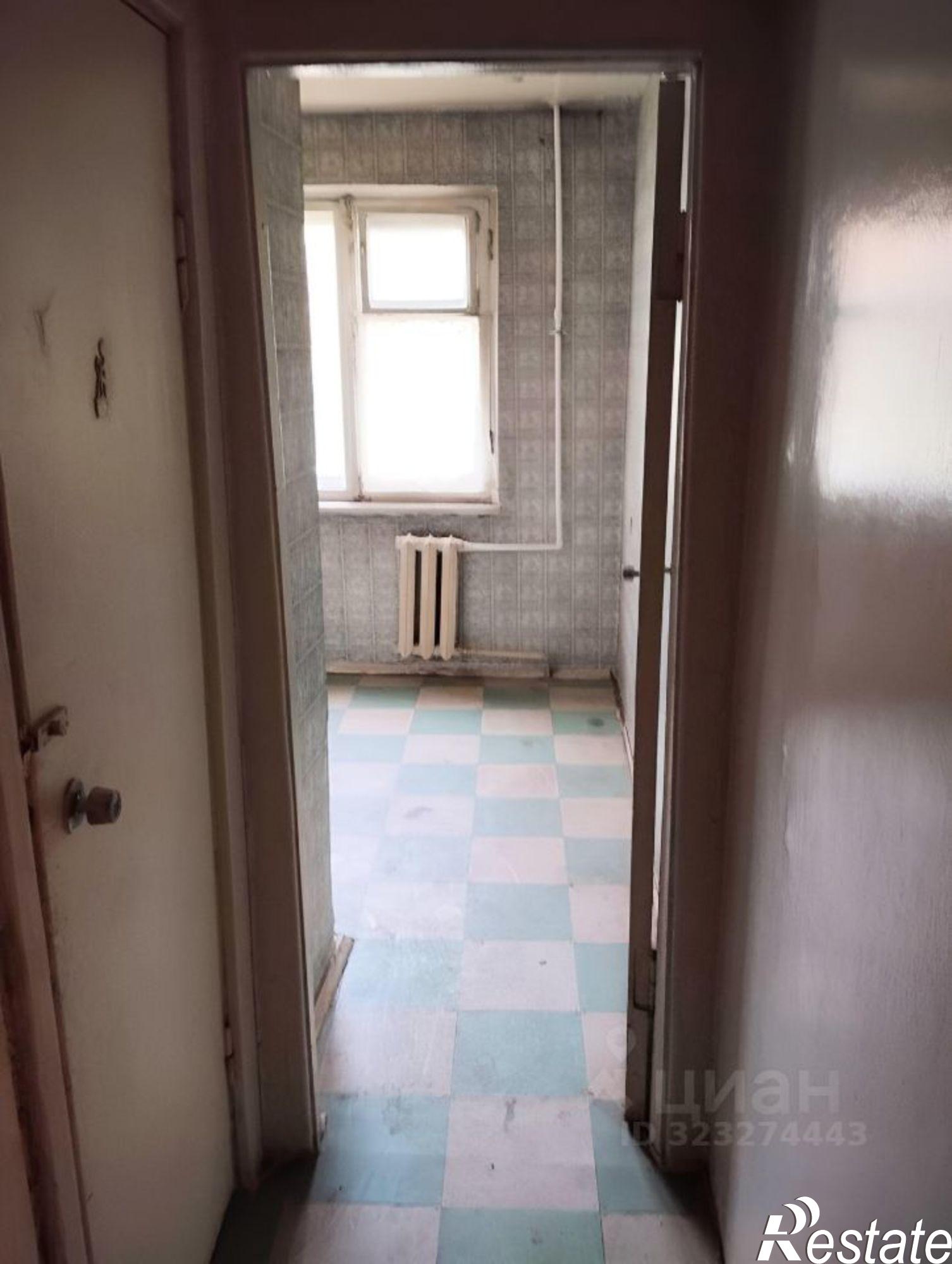 Купить квартиру за 2 400 000 рублей на Хрустальная улица, 46