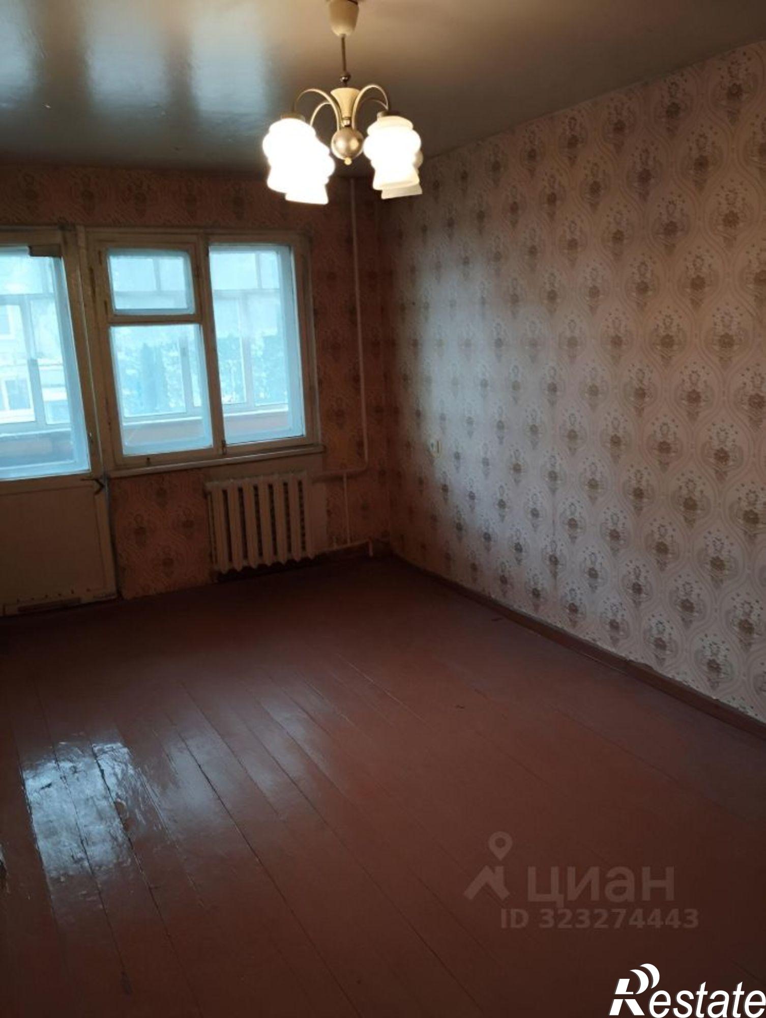 Купить квартиру за 2 400 000 рублей на Хрустальная улица, 46