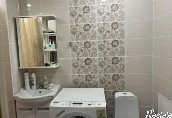 1-комн квартира улица Защитников Отечества, 11,  д. 11