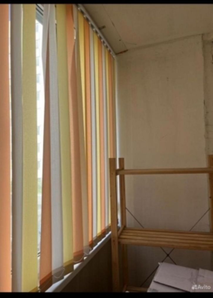 1-комн квартира ул Защитников Отечества, 11