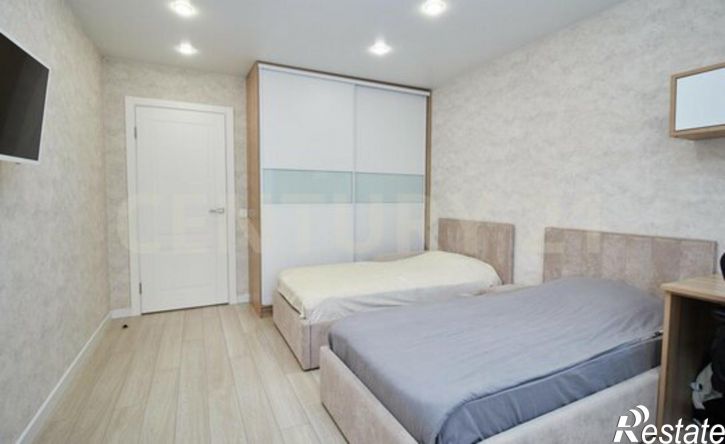 3-комн квартира улица Карбышева, 53,  д. 53