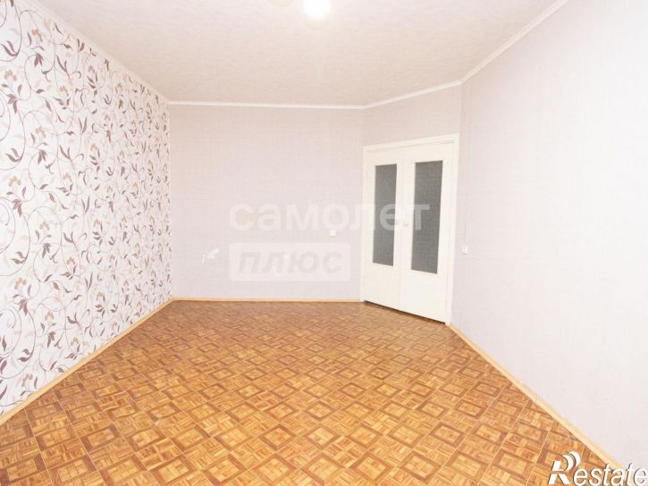 3-комн квартира улица Кролюницкого, 20,  д. 20