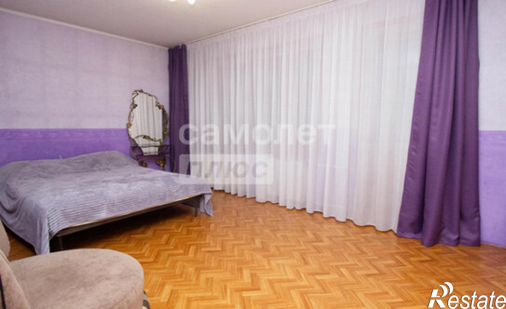 Купить квартиру за 9 300 000 рублей на проспект Врача Сурова, 9