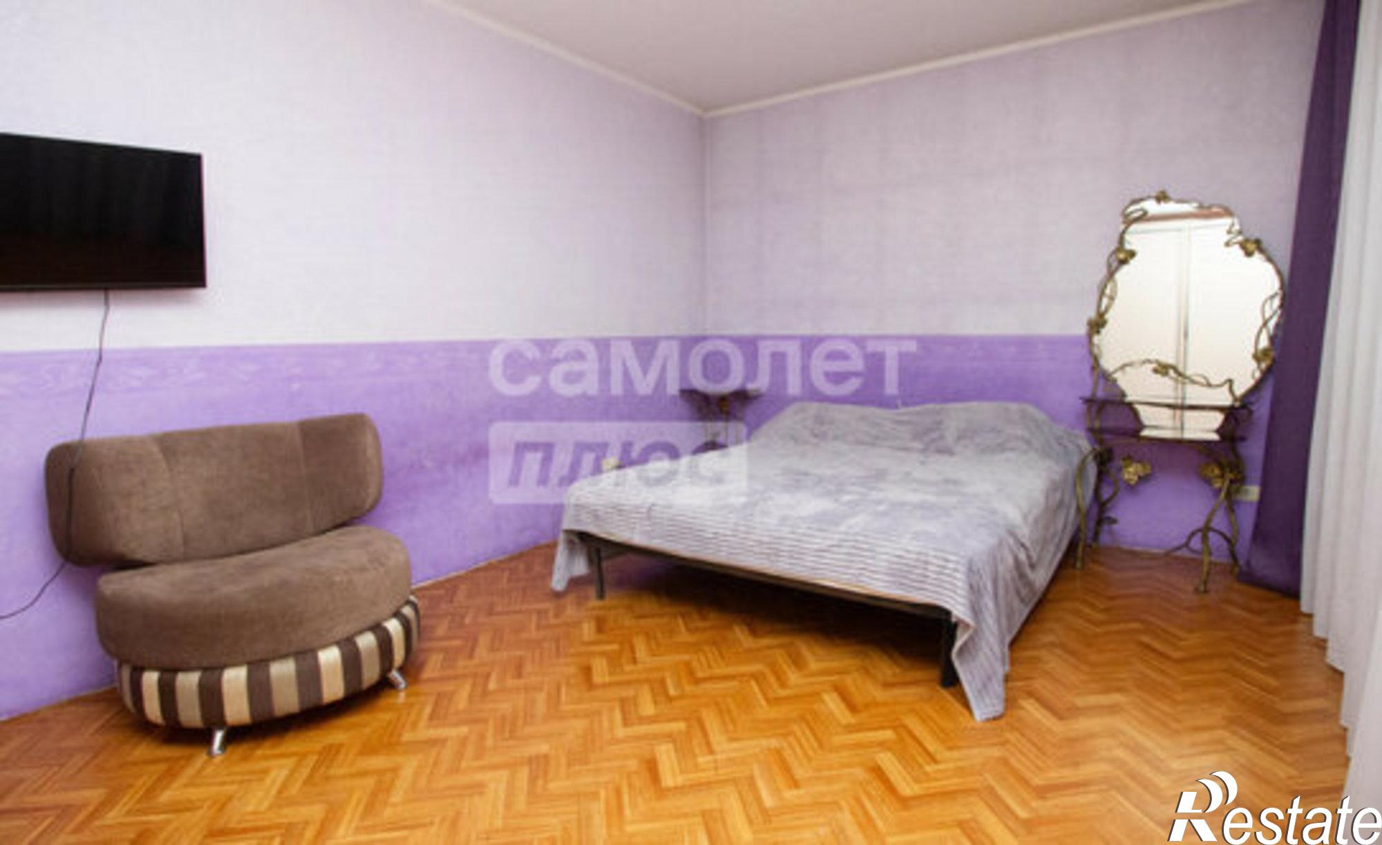 Купить квартиру за 9 300 000 рублей на проспект Врача Сурова, 9