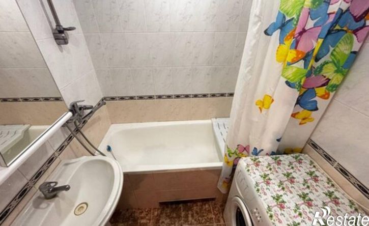 3-комн квартира улица Репина, 37,  д. 37