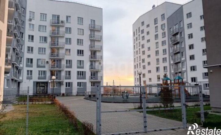 1-комн квартира ул Защитников Отечества, 21,  д. 21