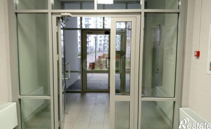 1-комн квартира ул Защитников Отечества, 21,  д. 21