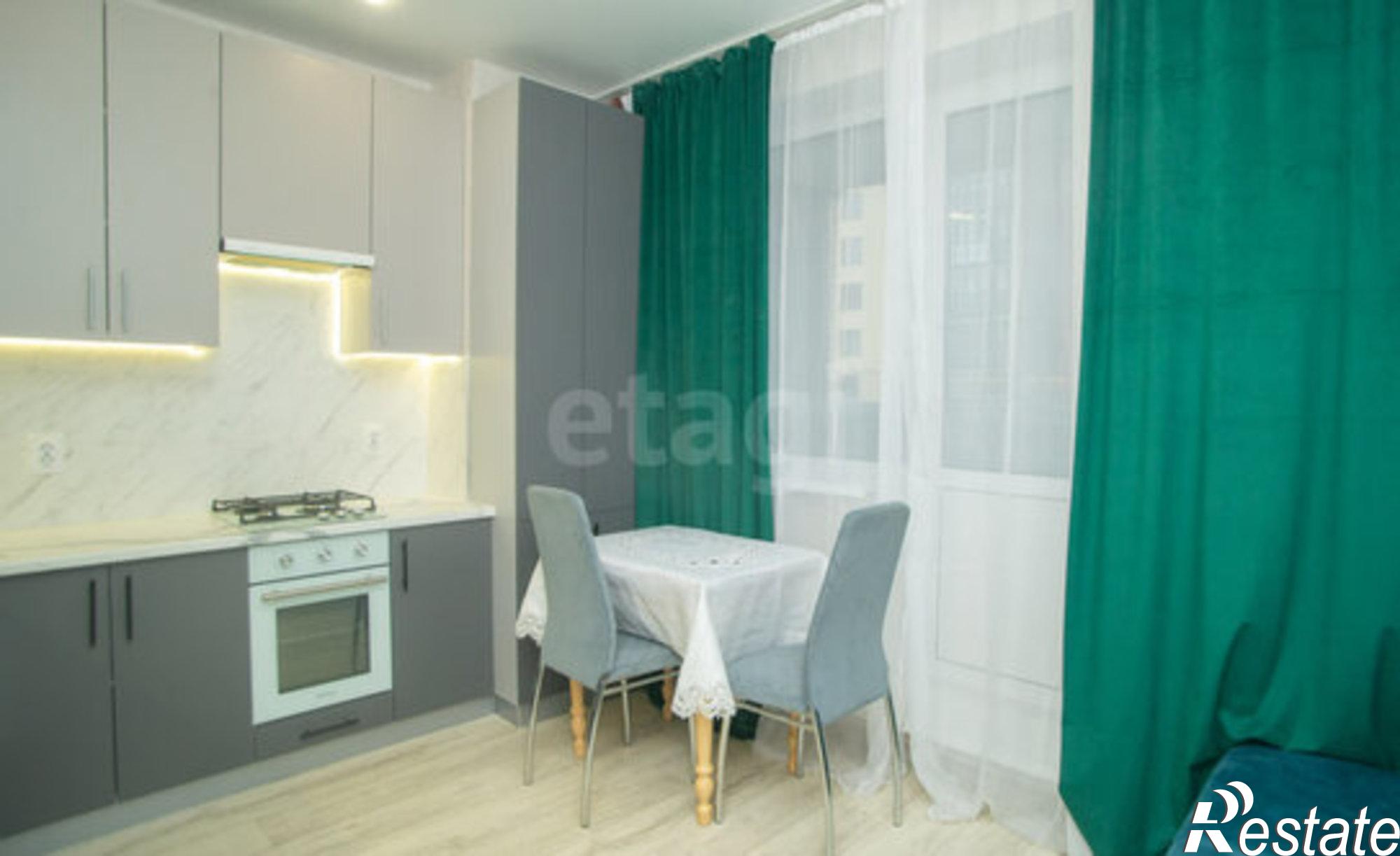 Купить квартиру за 5 900 000 рублей на проспект Маршала Устинова, 48