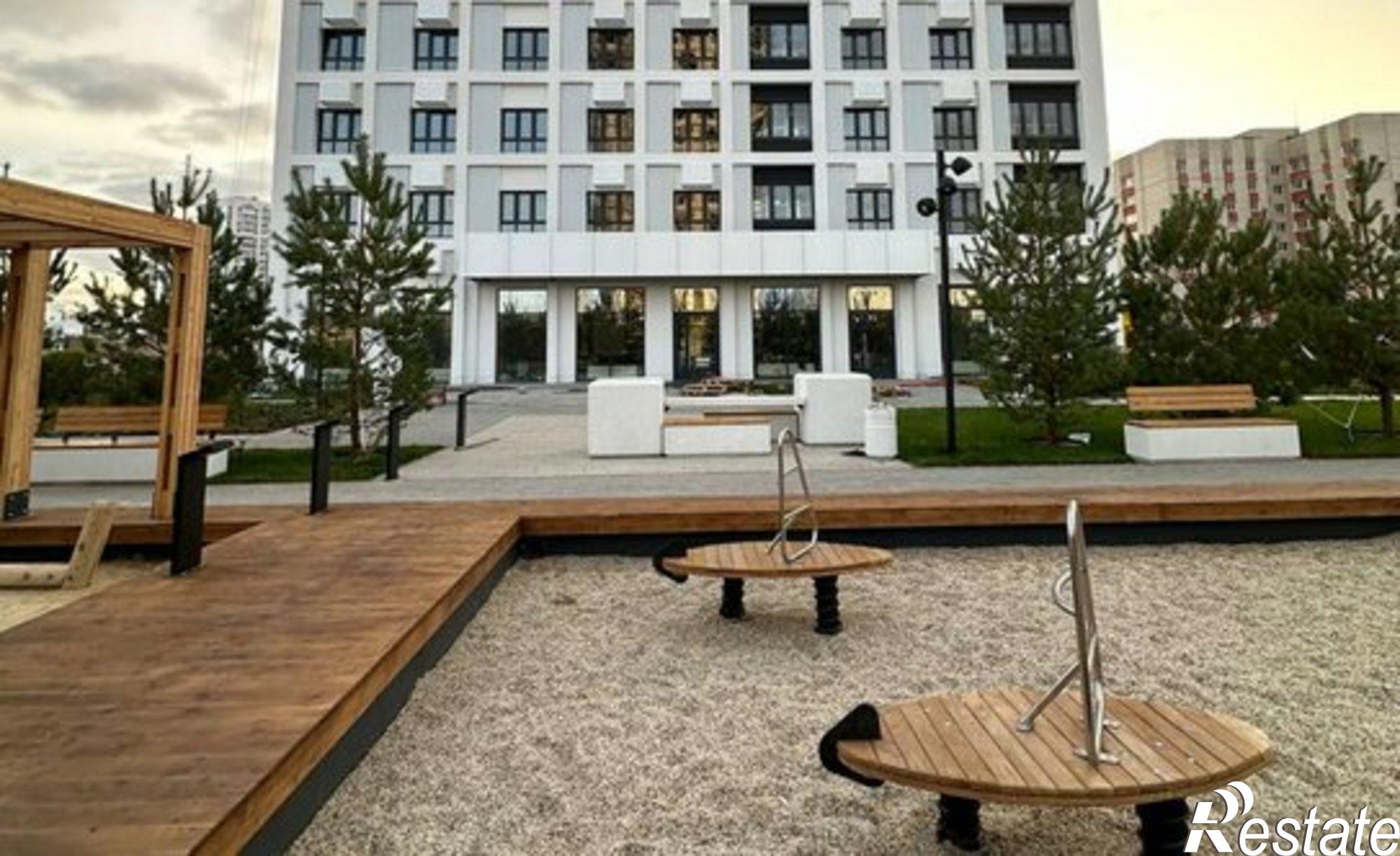 Купить квартиру за 8 411 200 рублей на ул Аблукова, 41 3