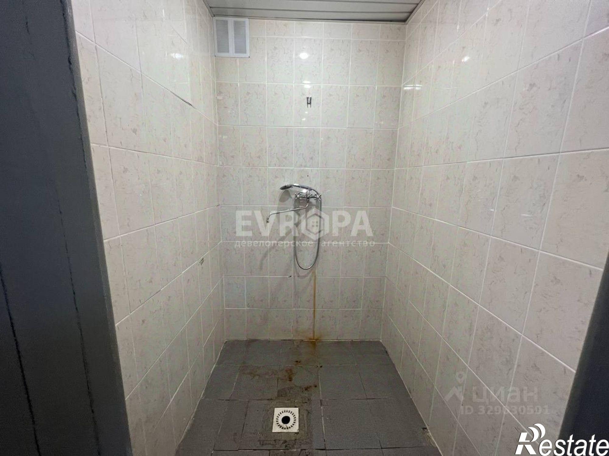 Купить офис, помещение под офис за 12 934 300 рублей на улица Крымова