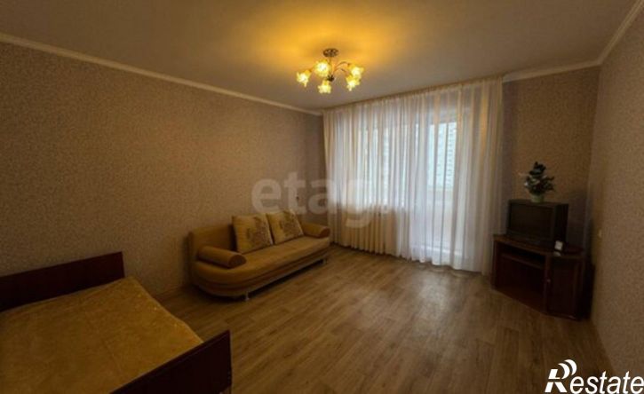 4-комн квартира улица Репина, 47,  д. 47