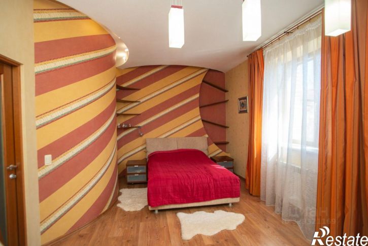 4-комн квартира Красноармейская улица, 99,  д. 99
