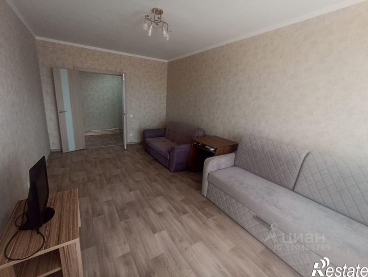 2-комн квартира улица Кролюницкого, 15А,  д. 15А