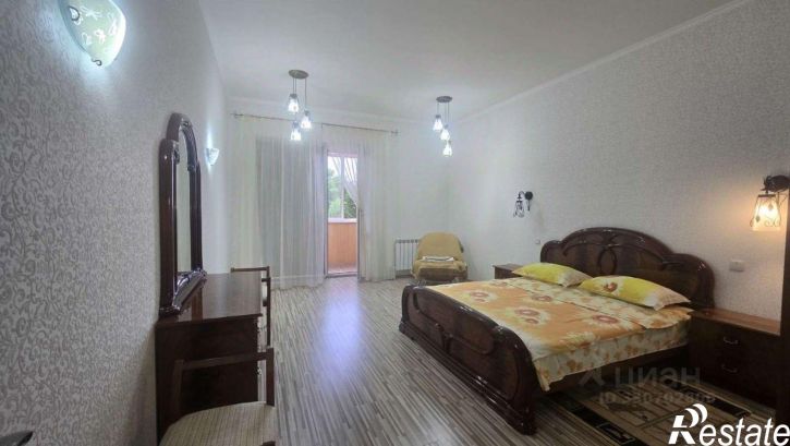 3-комн квартира улица Корюкина, 24,  д. 24