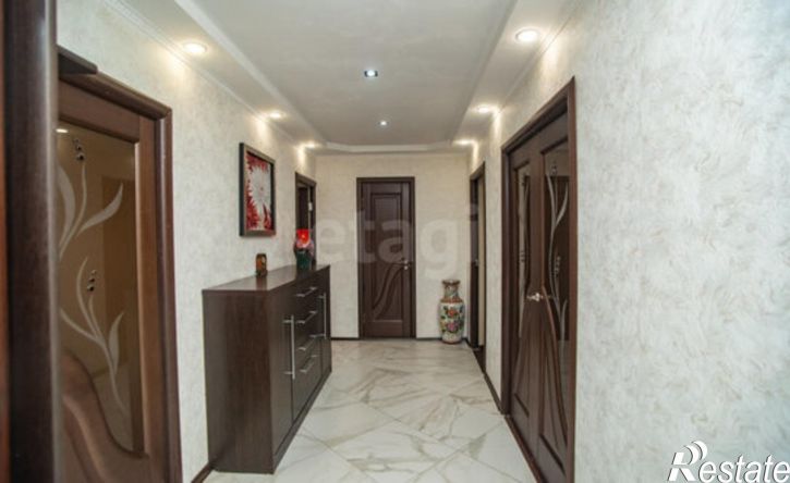 3-комн квартира улица Димитрова, 3,  д. 3