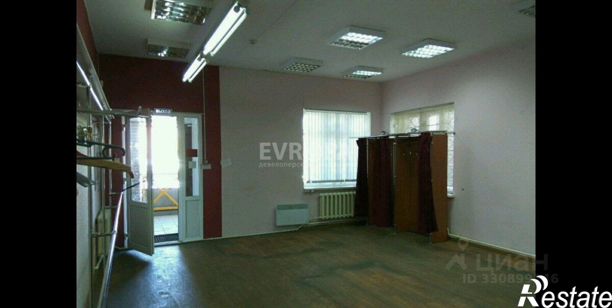 Купить торговое помещение за 3 500 020 рублей на улица Марата, 43
