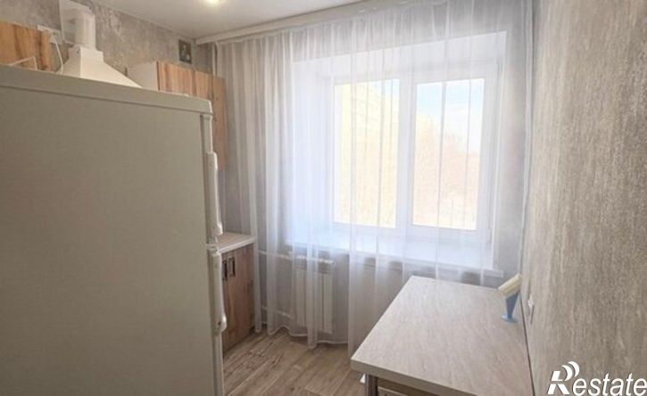 1-комн квартира Хрустальная улица, 64,  д. 64