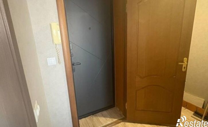 1-комн квартира Хрустальная улица, 64,  д. 64