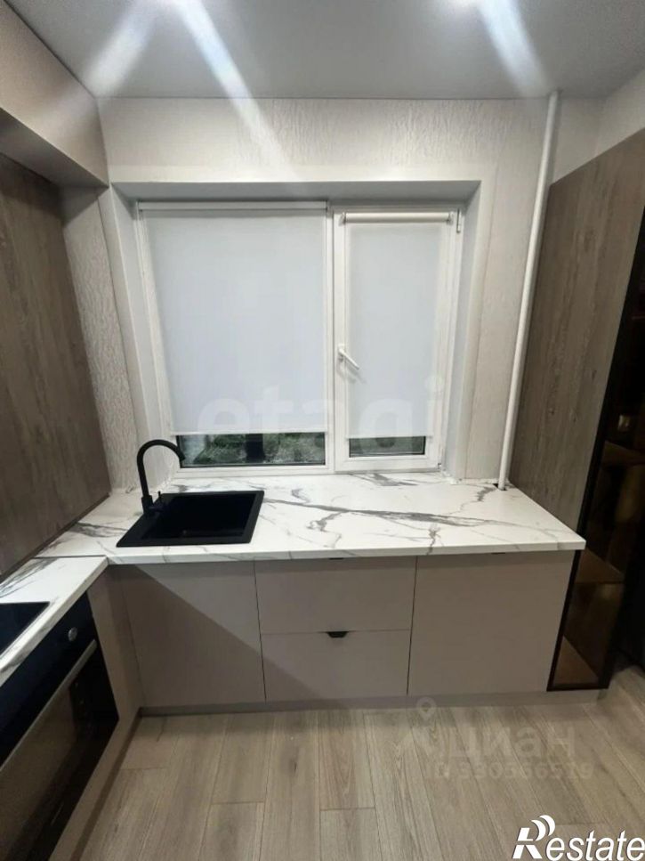 3-комн квартира улица Варейкиса, 12,  д. 12