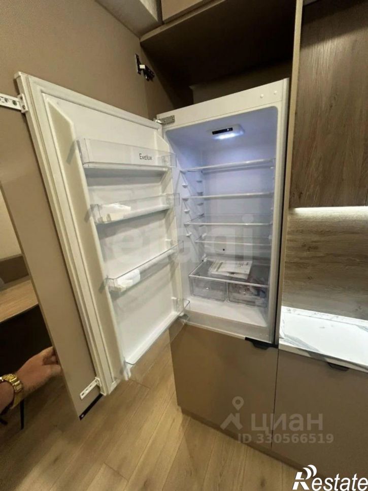 3-комн квартира улица Варейкиса, 12,  д. 12