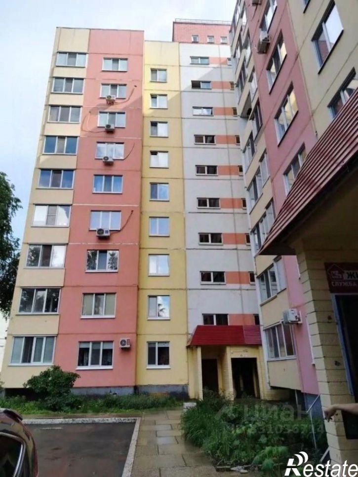 3-комн квартира ул Стасова, 19,  д. 19