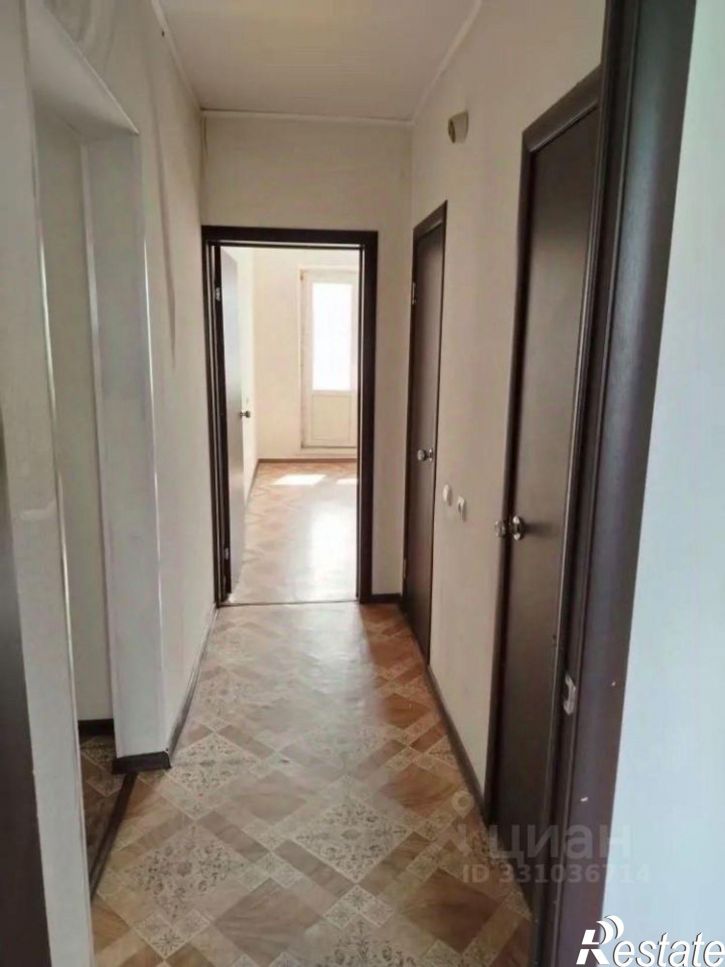 3-комн квартира ул Стасова, 19,  д. 19