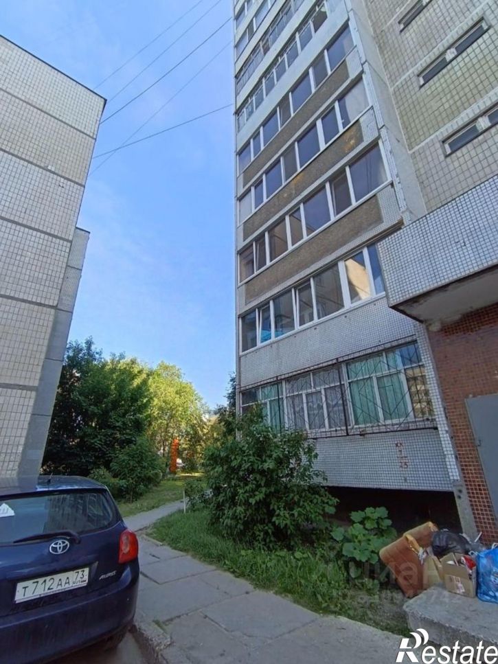 2-комн квартира Промышленная улица, 65,  д. 65