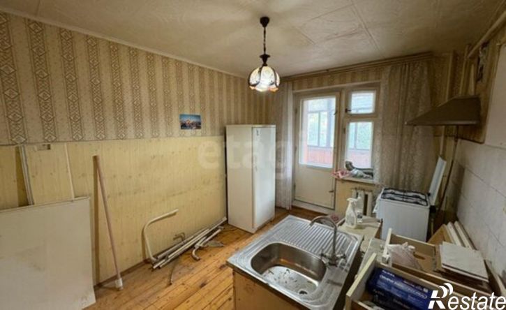 2-комн квартира ул Робеспьера, 81 2,  д. 81 2,  к. 2