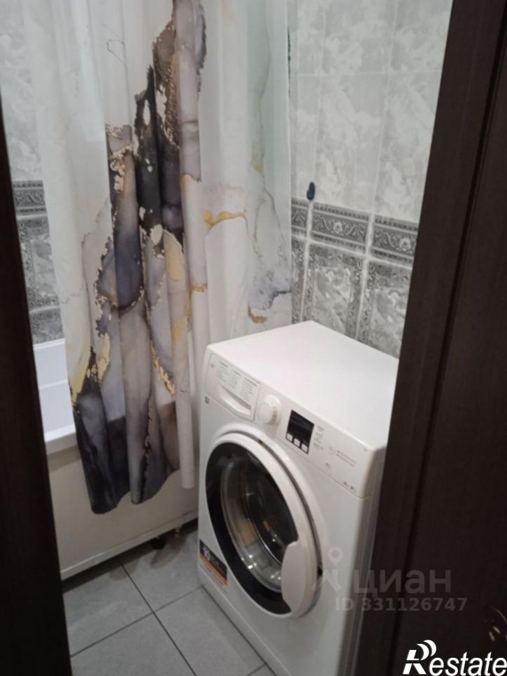 1-комн квартира Ленинградская улица, 28,  д. 28