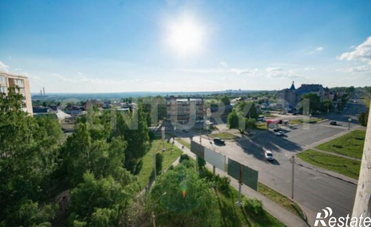 4-комн квартира улица Гагарина, 31,  д. 31