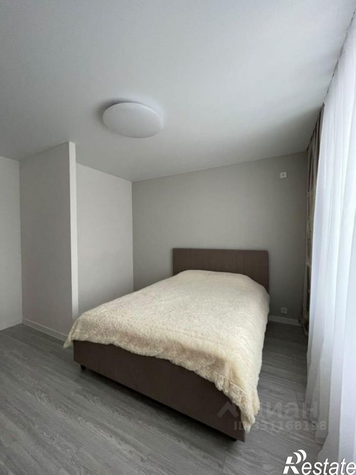 3-комн квартира проспект Авиастроителей, 22,  д. 22