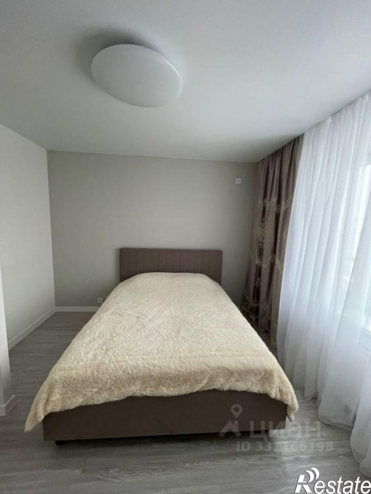 3-комн квартира проспект Авиастроителей, 22,  д. 22